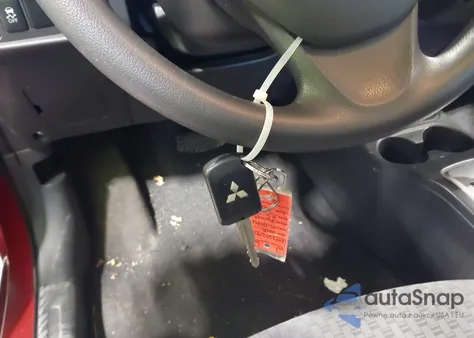 2018 Mitsubishi Mirage Es z USA, uszkodzony, nr VIN ML32A3HJ4JH008242